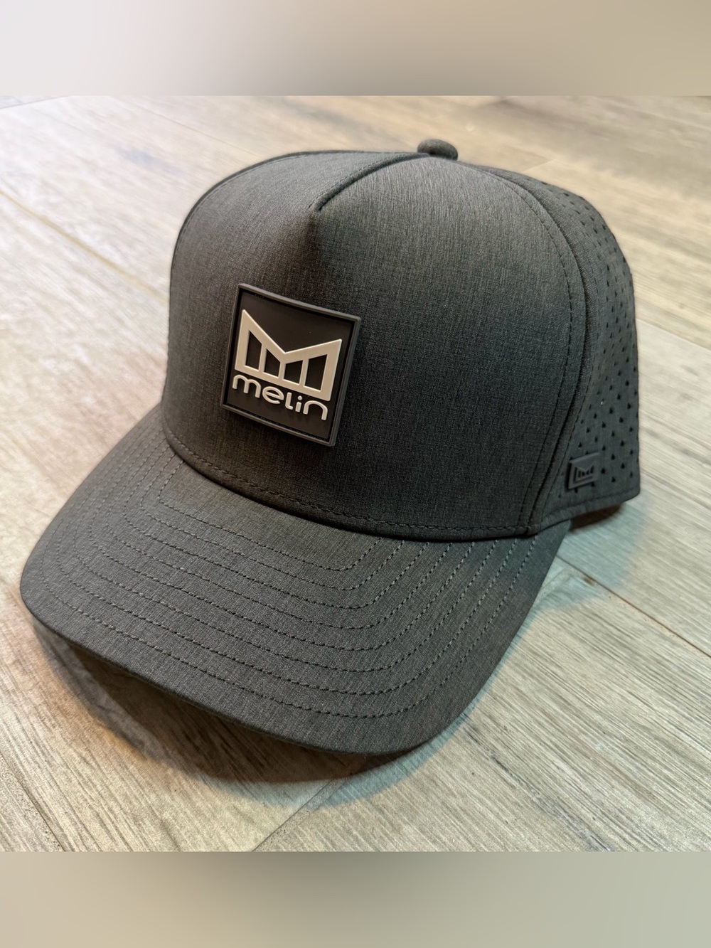 Melin Stacked Odyssey Hydro Hat Cap Snap Back Men’s Gray CL Perforated